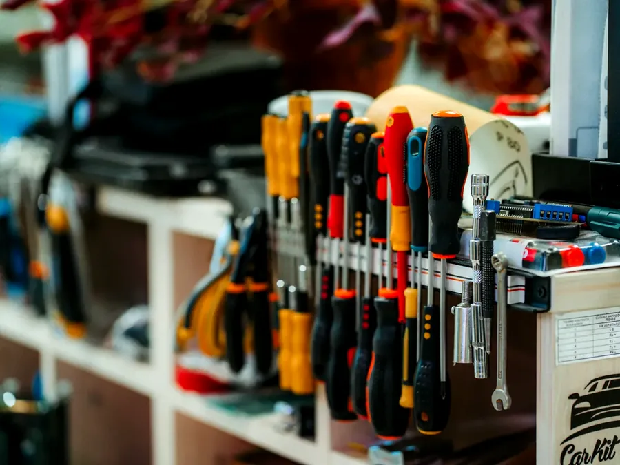 20V Cordless Drill & Driver Kit